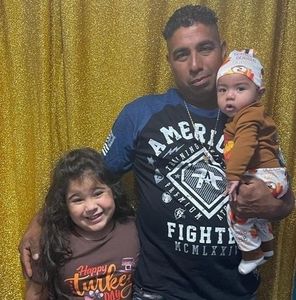 Meet your Posher, Javier